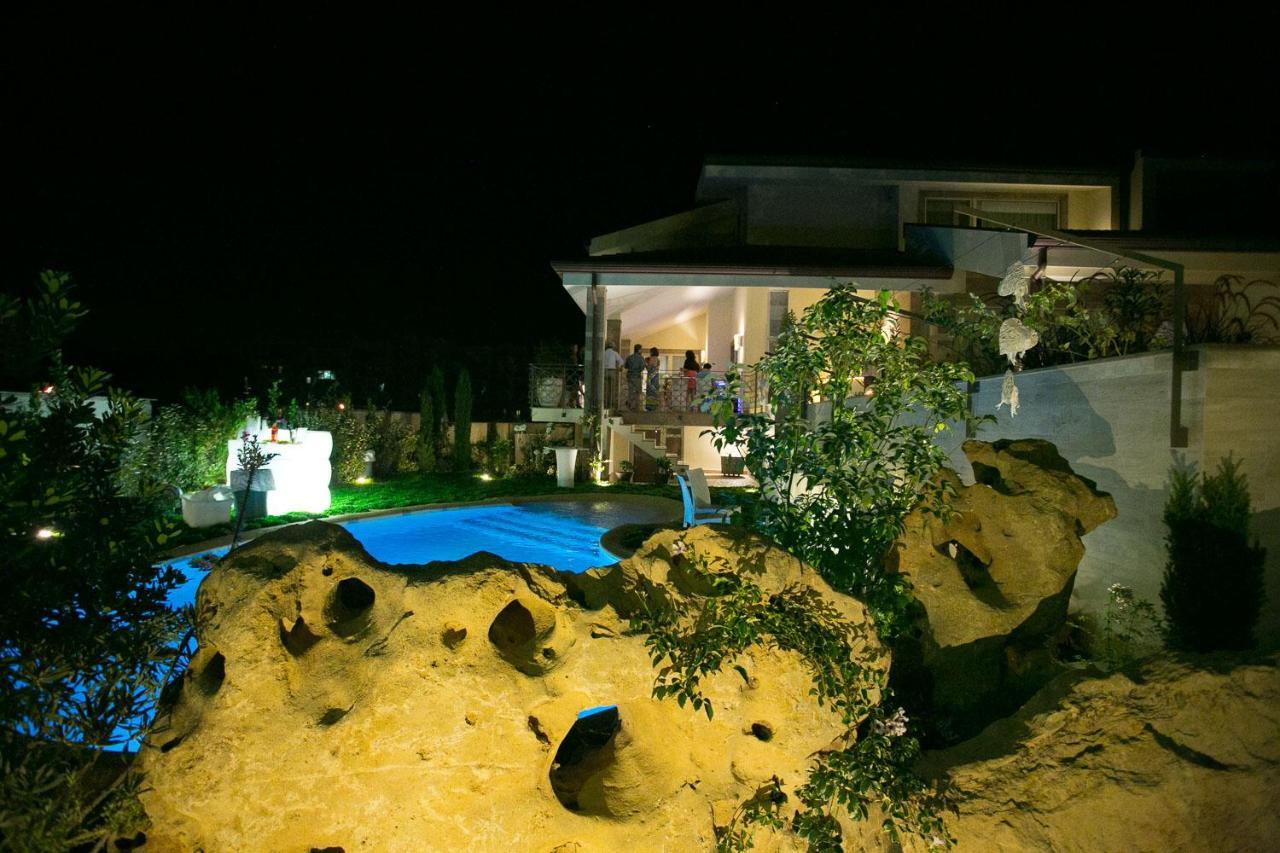 Villa Cannito Turi Bagian luar foto